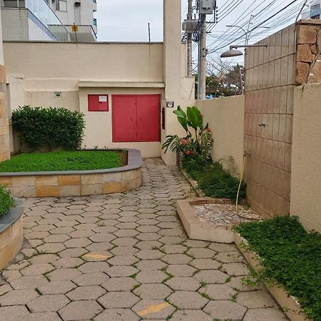 Apart. Martim De Sa - Pe Na Areia Caraguatatuba Exterior photo